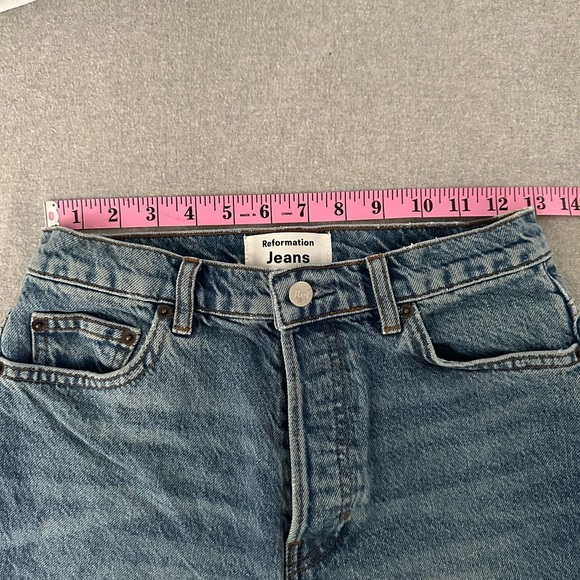 Reformation | High Waisted Denim Shorts, Size 24 ✨ - Picture 8 of 8
